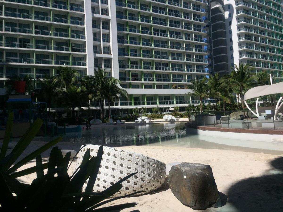 Azure Urban Beach Resort Manila By Radlett Екстер'єр фото