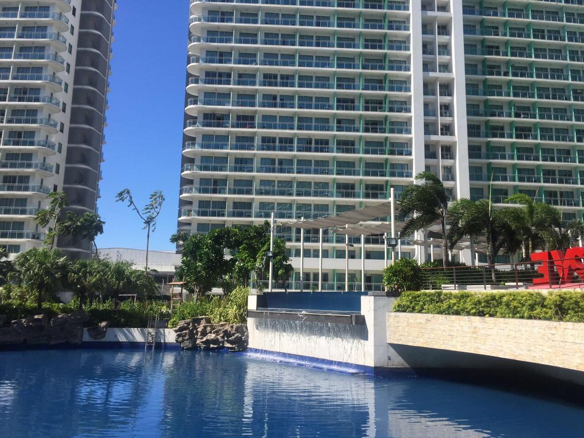 Azure Urban Beach Resort Manila By Radlett Екстер'єр фото