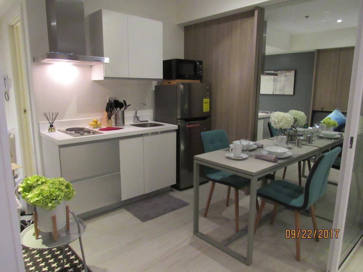 Azure Urban Beach Resort Manila By Radlett Екстер'єр фото